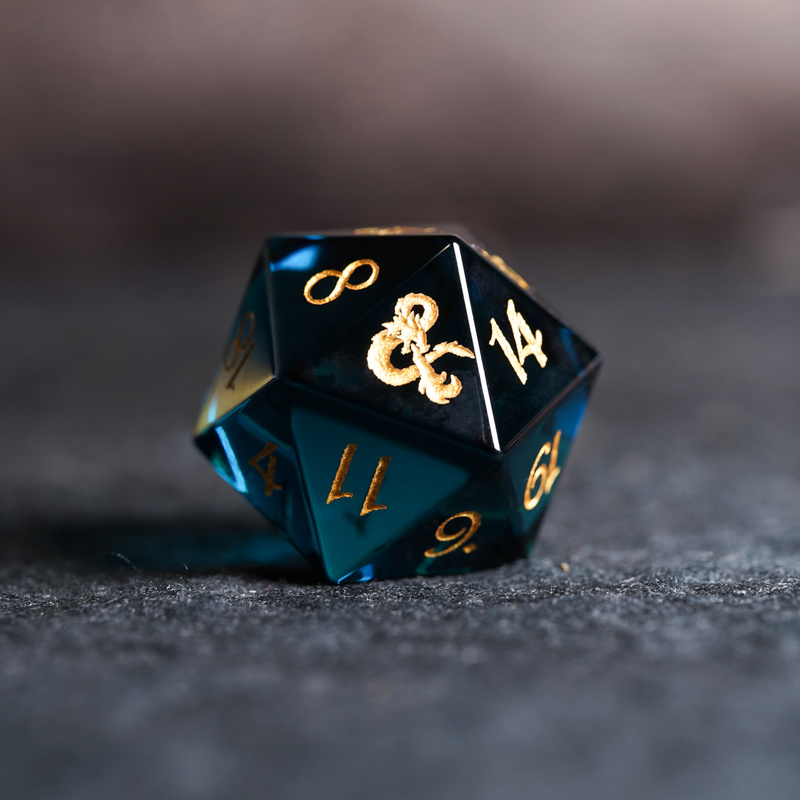 Handmade Engraved Dragon Fire  - Board Game Logo reseña y precio